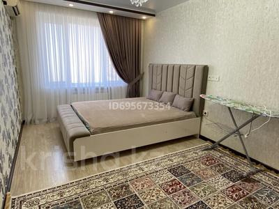 Пәтерлер в Мангистауской обл.: 2-бөлмелі пәтер · 57 м² · 5/5 қабат, 12-й мкр 17, бағасы: 18.5 млн 〒 2-бөлмелі пәтер · 57 м² · 5/5 қабат, 12-й мкр 17, бағасы: 18.5 млн 〒 в Актау
