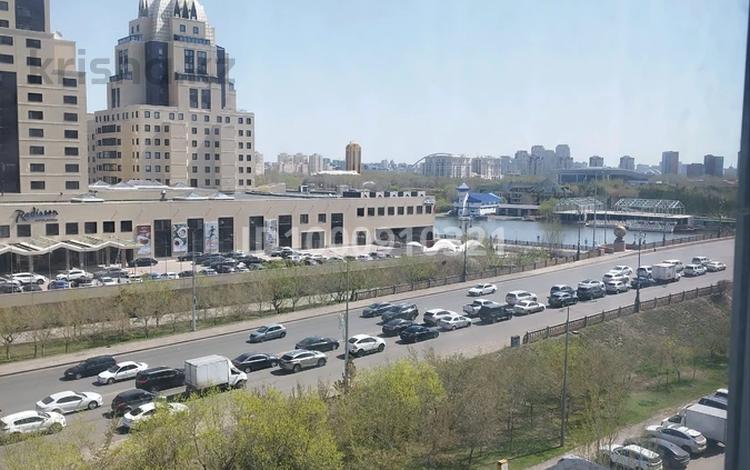 3-комнатная квартира · 90 м² · 6/16 этаж, Сарыарка 3 — Напротив Отель Реддисон за 280 000 ₸ в Астане, Сарыарка р-н — фото 2