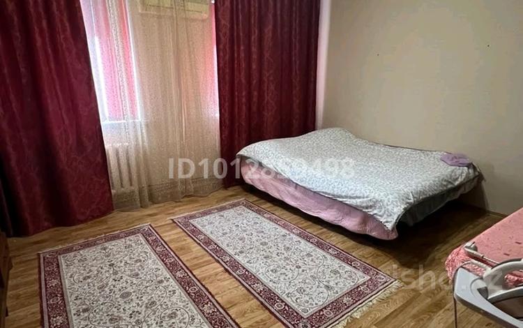 4-комнатная квартира · 100 м² · 3/5 этаж, Набережная 1 — Центр за 250 000 ₸ в  — фото 2