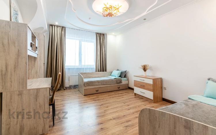 3-комнатная квартира · 120 м², Абиша Кекилбайулы 270 за 40 000 ₸ в Алматы, Бостандыкский р-н — фото 8