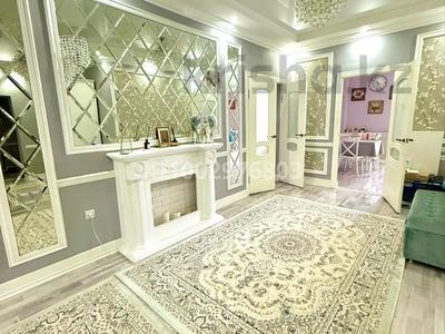 4-комнатная квартира · 178 м² · 2/5 этаж, мкр 5, Алия Молдагуловой — Абулхаир хана и Алия Молдагуловой за 61 млн ₸ в Актобе