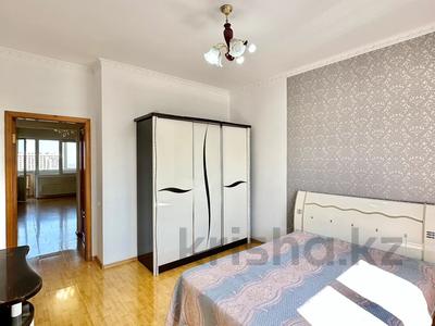 2-бөлмелі пәтер · 68 м² · 7/9 қабат, Абдуллиных 56, бағасы: 60 млн ₸ в Алматы, Медеуский р-н