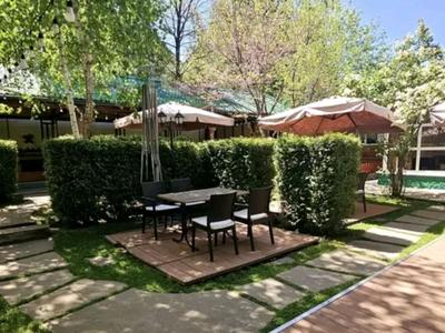 Свободное назначение, офисы, склады, азс, автосервисы и автомойки, общепит, бани, гостиницы и зоны отдыха, медцентры и аптеки, развлечения · 400 м² за 321 млн 〒 в Алматы, Бостандыкский р-н