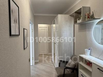 1-комнатная квартира · 42 м² · 8/10 этаж, Валиханова за 290 000 〒 в Семее
