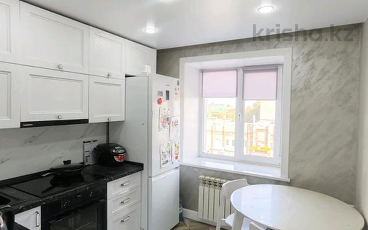 1-бөлмелі пәтер · 36 м² · 5/5 қабат, Назарбаева 284а, бағасы: 20 млн ₸ в Петропавловске — фото 2