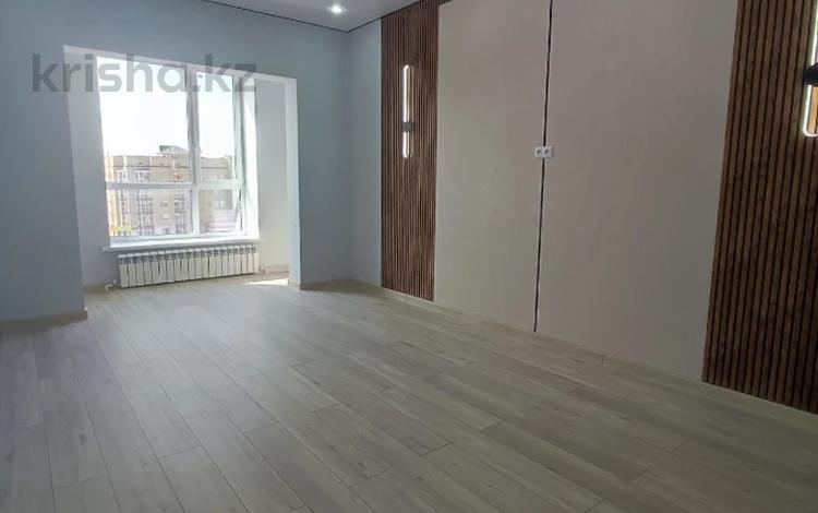 2-комнатная квартира · 75.8 м² · 5/6 этаж, мкр. Алтын орда, Тауелсиздик за 34 млн ₸ в Актобе — фото 2