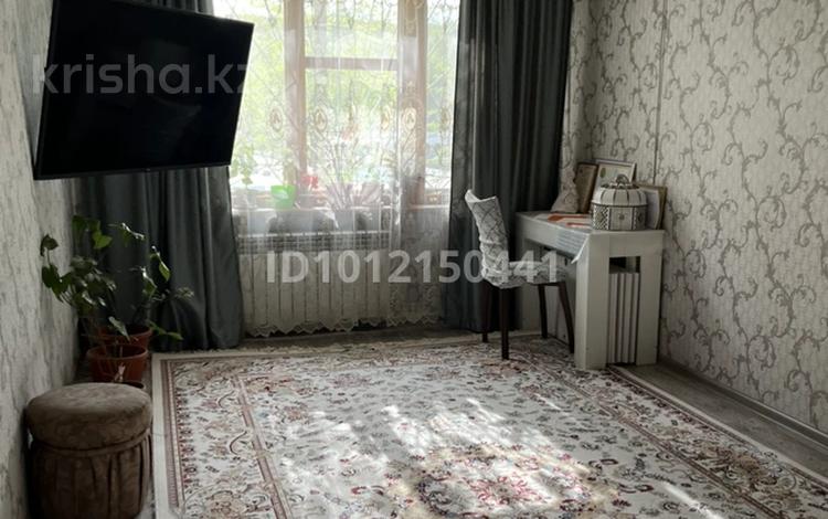 3-бөлмелі пәтер · 70 м² · 1/5 қабат, ул. Александра Алексеевича Гришина 70/1, бағасы: 23.5 млн ₸ в Актобе — фото 2