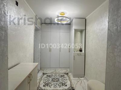 Продажа квартир в Улытау обл.: 4-комнатная квартира · 140 м² · 4/5 этаж, С.Сейфуллина 45 за 55 млн 〒 4-комнатная квартира · 140 м² · 4/5 этаж, С.Сейфуллина 45 за 55 млн 〒 в Жезказгане