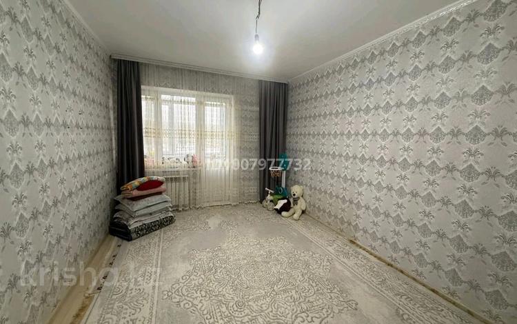 1-бөлмелі пәтер · 36 м² · 1/9 қабат, мкр. Зачаганск пгт Бірлік 11 — Рядом с Алтындар по самарской трасса, бағасы: 16 млн ₸ в Уральске — фото 2
