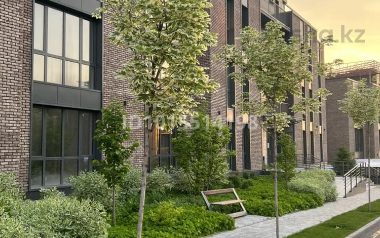 5-комнатная квартира · 230 м² · 1/3 этаж, Оспанова 85/52 за 435 млн ₸ в Алматы, Медеуский р-н — фото 2
