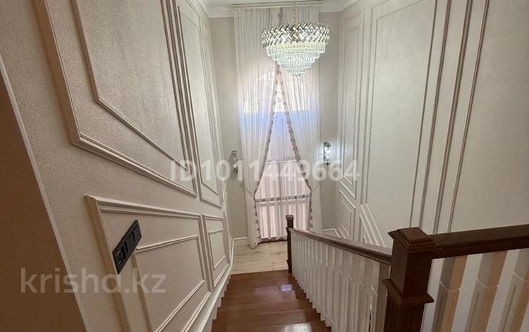 Часть дома · 6 комнат · 300 м² · 2 сот., мкр "Шыгыс 1" 289/8 за 80 млн ₸ в Актау, мкр "Шыгыс 1" — фото 2