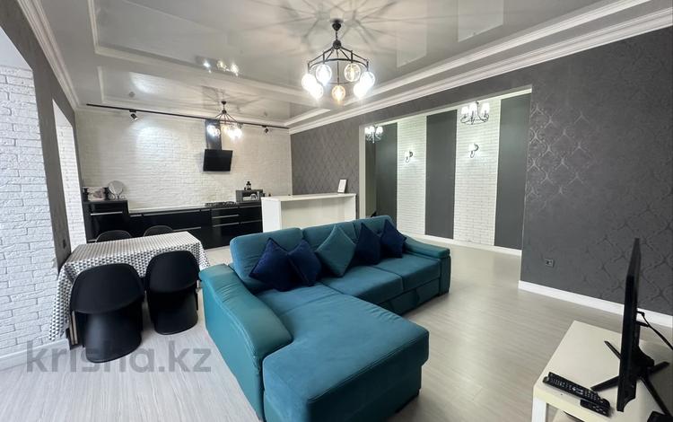 2-бөлмелі пәтер · 90 м² · 5/5 қабат, мкр. Алтын орда, Молдагуловой 64, бағасы: 230 000 ₸ в Актобе — фото 23