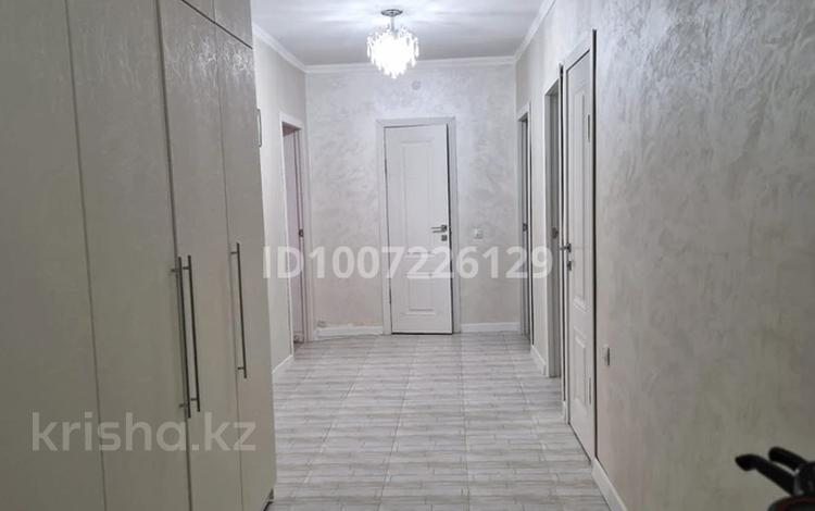 3-комнатная квартира · 90 м² · 2/5 этаж, Жунис абугалиева 4 — Школа гимназия Зияткер за 35 млн ₸ в Балхаше — фото 2