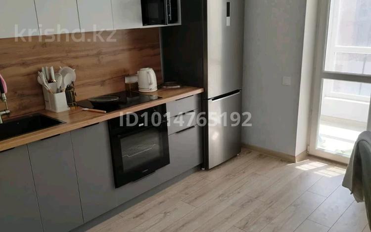 1 комната · 40 м² · 3/14 этаж, Е 430 3 за 100 000 ₸ в Астане, Нура р-н — фото 2