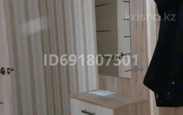 1-комнатная квартира · 47 м² · 2/5 этаж, мкр. Алтын орда, Батыс 2 22 — Проспект Туельсыздык за 23 млн ₸ в Актобе — фото 2