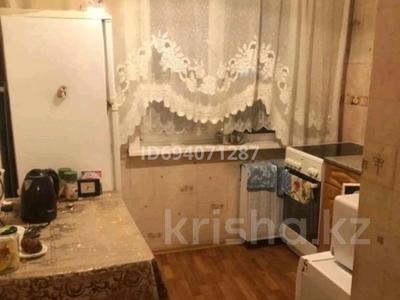 1-комнатная квартира, 30 м², 3/5 этаж помесячно, Торайгырова 89 за 75 000 〒 в Павлодаре