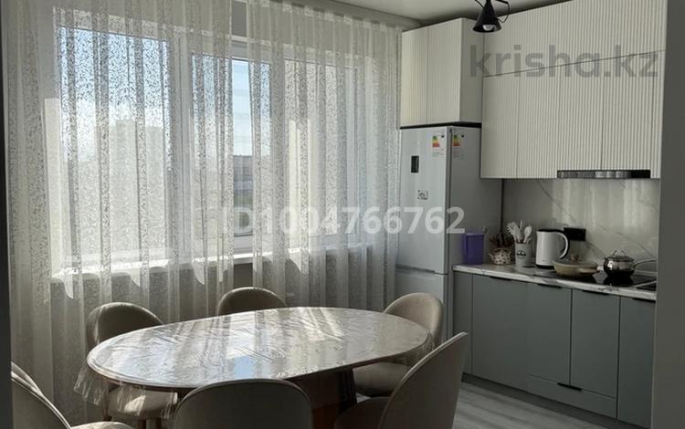 2-комнатная квартира · 70 м² · 11/16 этаж, Навои — Навои- Жандосова за 380 000 ₸ в Алматы, Ауэзовский р-н — фото 4
