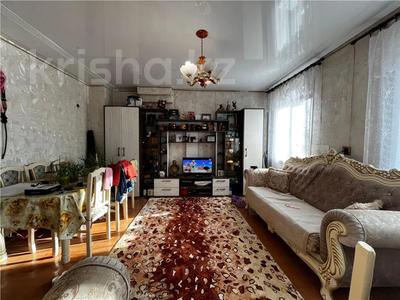 3-комнатная квартира · 63 м² · 3/3 этаж, Майкудук, Магнитогорская — Торг Помощь в ипотеке, в залог, беззалог и потреб кредите за 15 млн ₸ в Караганде, Алихана Бокейханова р-н