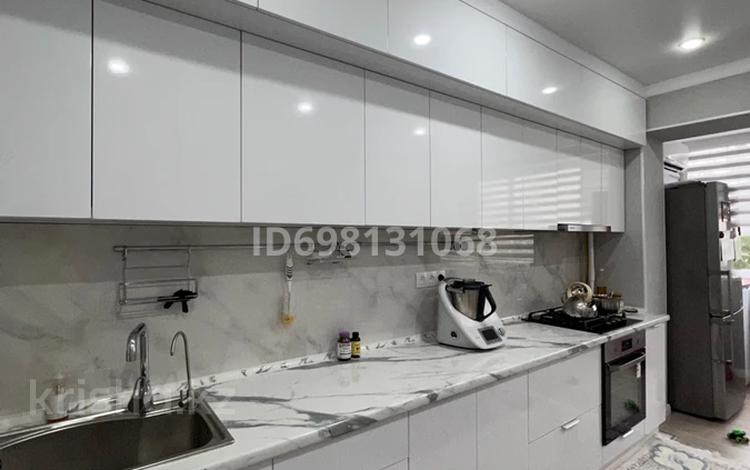 3-комнатная квартира · 84 м² · 3/5 этаж, 15-й мкр 8 за 38 млн ₸ в Актау — фото 2