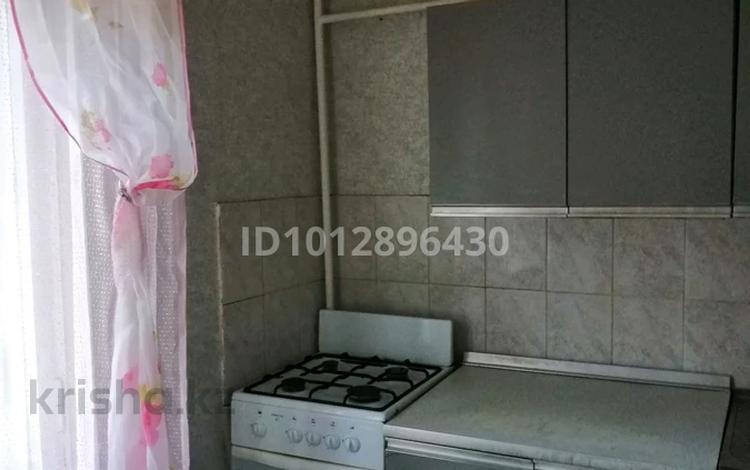 1-бөлмелі пәтер · 31 м² · 1/5 қабат, Карбышева 15 — Район маг Азия, Карбышева 15, бағасы: 120 000 ₸ в Костанае — фото 2