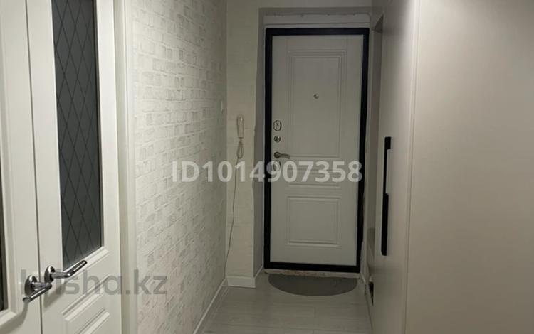 3-бөлмелі пәтер · 70.9 м² · 1/5 қабат, Қонаев ш/а. 64 — Салтанат сарайы, бағасы: 43 млн ₸ в Уральске, мкр Кунаева — фото 3