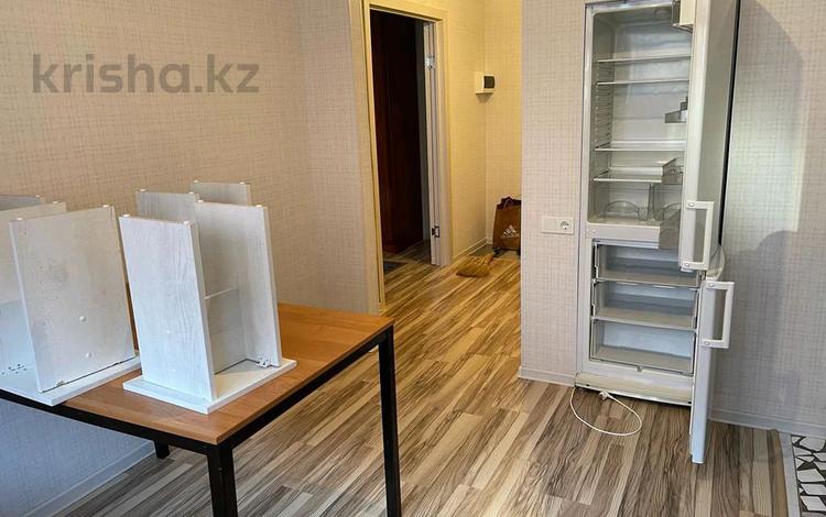 1-комнатная квартира, 40 м², 7/15 этаж помесячно, Тлендиева 44