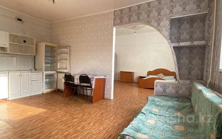 1-комнатная квартира, 51 м², 1/5 этаж, Жамбыла жабаева 134А за 9 млн 〒 в Кокшетау — фото 2