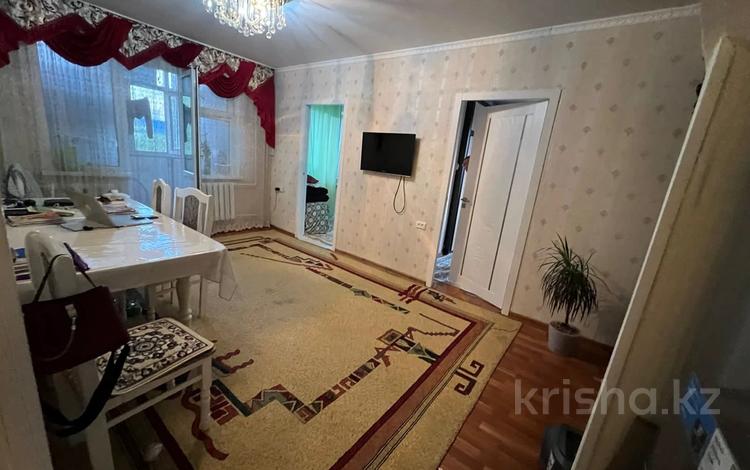 3-комнатная квартира, 48 м², 3/5 этаж, Абилкайир хана 26 за 12.3 млн 〒 в Актобе — фото 2