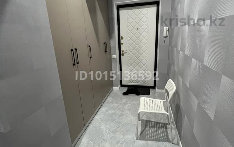 2-комнатная квартира · 45 м² · 1/12 этаж, Туран 34а за 300 000 ₸ в Астане, Нура р-н — фото 2