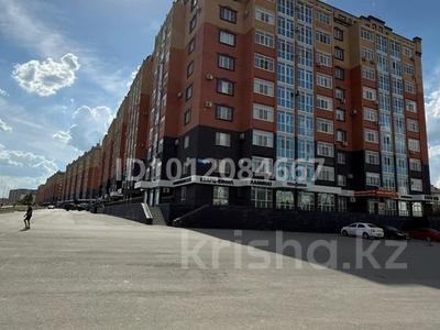 2-бөлмелі пәтер · 81.2 м² · 3/9 қабат, просп. Алии Молдагуловой 62, бағасы: 32 млн ₸ в Актобе