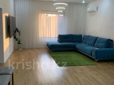 Отдельный дом · 4 комнаты · 140 м² · 5.8 сот., мкр Старый Аэропорт, Волкова 26/1 за 50 млн ₸ в Уральске