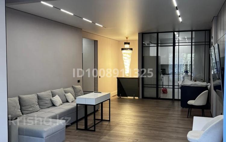 5-бөлмелі пәтер · 227 м² · 1/5 қабат, мкр Ерменсай, Ушкемпирова 42, бағасы: 2 млн ₸ в Алматы, Бостандыкский р-н — фото 2