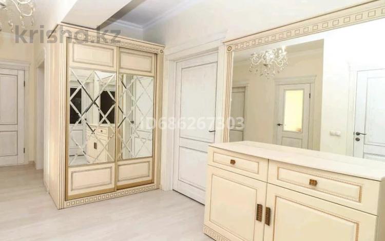 4 комнаты · 120 м² · 4/5 этаж, Абылай хана 59/1 — Бауыржан Момышулы за 70 000 ₸ в Астане, Алматы р-н — фото 10