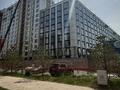 3-комнатная квартира · 70.64 м² · 8/16 этаж, ​Аль-Фараби 3/2 за 63 млн ₸ в Астане, Есильский р-н — фото 2