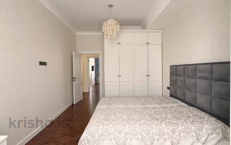 4-комнатная квартира · 120 м² · 10/12 этаж, Нажимеденова за 75 млн ₸ в Астане, Сарайшык р-н — фото 2