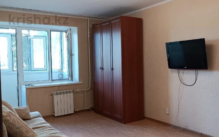 1-бөлмелі пәтер, 30 м², 3/5 қабат, братьев жубановых, бағасы: 11 млн 〒 в Актобе — фото 2