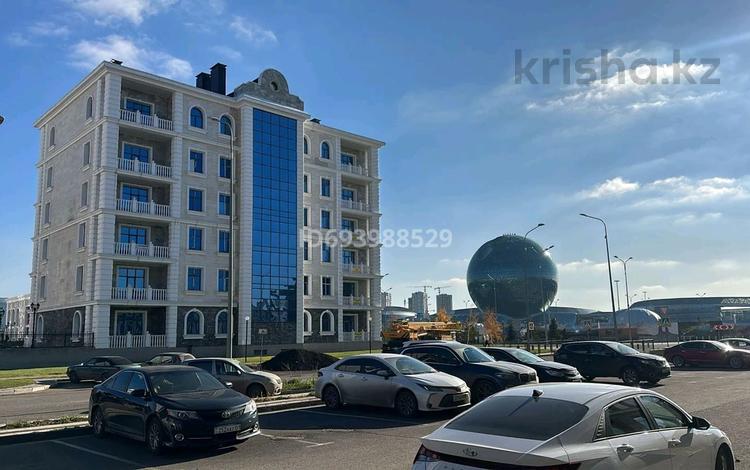 4-комнатная квартира · 210 м² · 2/6 этаж, Акмешит 19/11 за 115 млн ₸ в Астане — фото 2