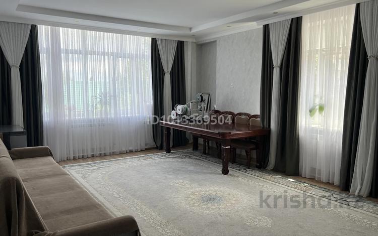 3-комнатная квартира · 120.3 м² · 4/5 этаж, Газизы Жубановой 17Б за 37 млн ₸ в Актобе — фото 2