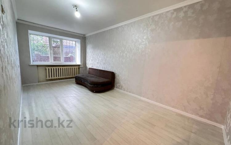 1-комнатная квартира, 30 м², 1/5 этаж, Иманов 32/1