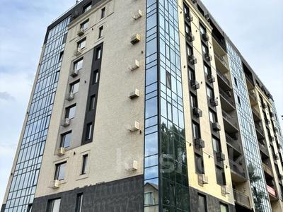 3-бөлмелі пәтер · 233.4 м² · 10/10 қабат, К. Аманжолова 110, бағасы: 110 млн ₸ в Уральске