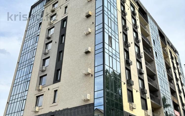 3-бөлмелі пәтер · 233.4 м² · 10/10 қабат, К. Аманжолова 110, бағасы: 110 млн ₸ в Уральске — фото 2