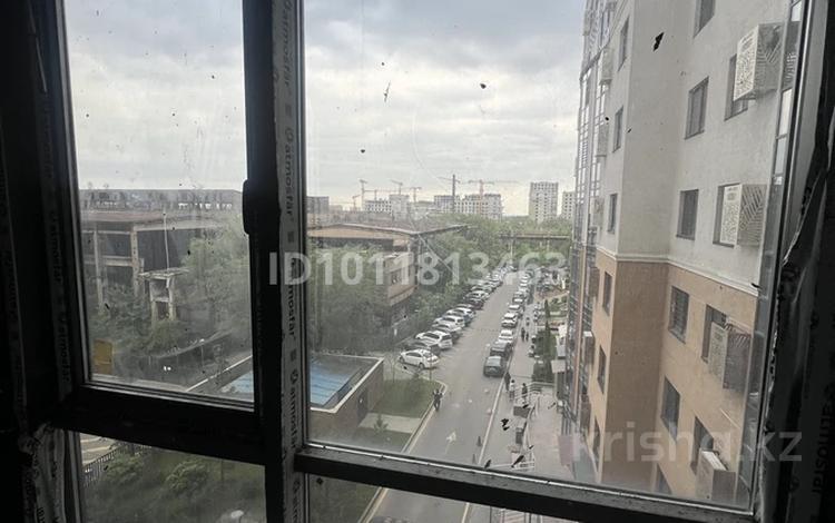1-комнатная квартира · 37.8 м² · 5/13 этаж, ул. Толе би 189/3блок1к6 за 29 млн ₸ в Алматы, Алмалинский р-н — фото 6