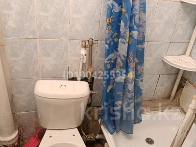 1-бөлмелі пәтер · 12 м² · 4/5 қабат, Центральный ш/а., Азаттық 67а — Возле Агилы, бағасы: 7.5 млн ₸ в Атырау, мкр Центральный