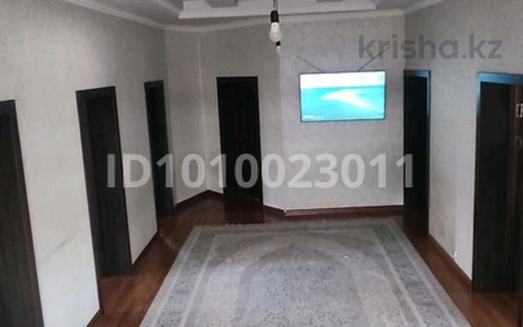 Жеке үй · 5 бөлме · 300 м², Аймаутова 80 — Бизнесімен бірге/ С бизнесом, бағасы: 54 млн ₸ в Арыси — фото 9