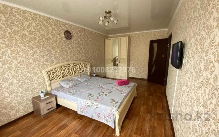 1-комнатная квартира · 38 м² · 3/5 этаж, Хиуаз Доспановой 102/1 — Сити центр , универмаг, мечеть, Алем Плаза , 8 школа, Абая за 10 000 ₸ в Уральске, мкр Школьник — фото 3