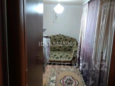 Продажа домов и дачи в Абай обл.: Отдельный дом · 3 комнаты · 72 м² · 6 сот., Поселок Западный 1 переулок 12А за 12 млн 〒 Отдельный дом · 3 комнаты · 72 м² · 6 сот., Поселок Западный 1 переулок 12А за 12 млн 〒 в Семее