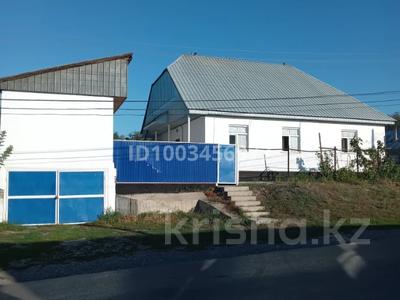 Жеке үй · 6 бөлме · 120 м² · 7 жүзд., Абая 79 — Орталықта (Центр), бағасы: 27 млн ₸ в Урджаре