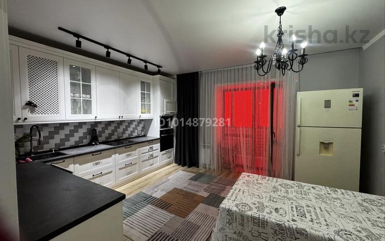 4-комнатная квартира · 160 м² · 3/5 этаж, Сенова 9/2 за 500 000 ₸ в Семее — фото 2