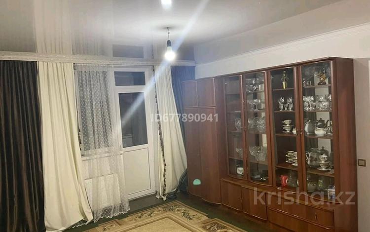 3-комнатная квартира, 82.5 м², 5/5 этаж, мкр Береке 2 за 25 млн 〒 в Атырау, мкр Береке — фото 7