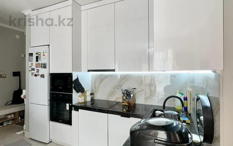 2-бөлмелі пәтер · 50 м² · 8/18 қабат, Розыбакиева — СРОЧНО!!!ГОРЯЧАЯ ЦЕНА!!!, бағасы: 52 млн ₸ в Алматы, Бостандыкский р-н — фото 4